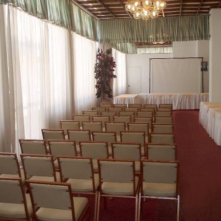 Sparta Inn Udogodnienia zdjęcie